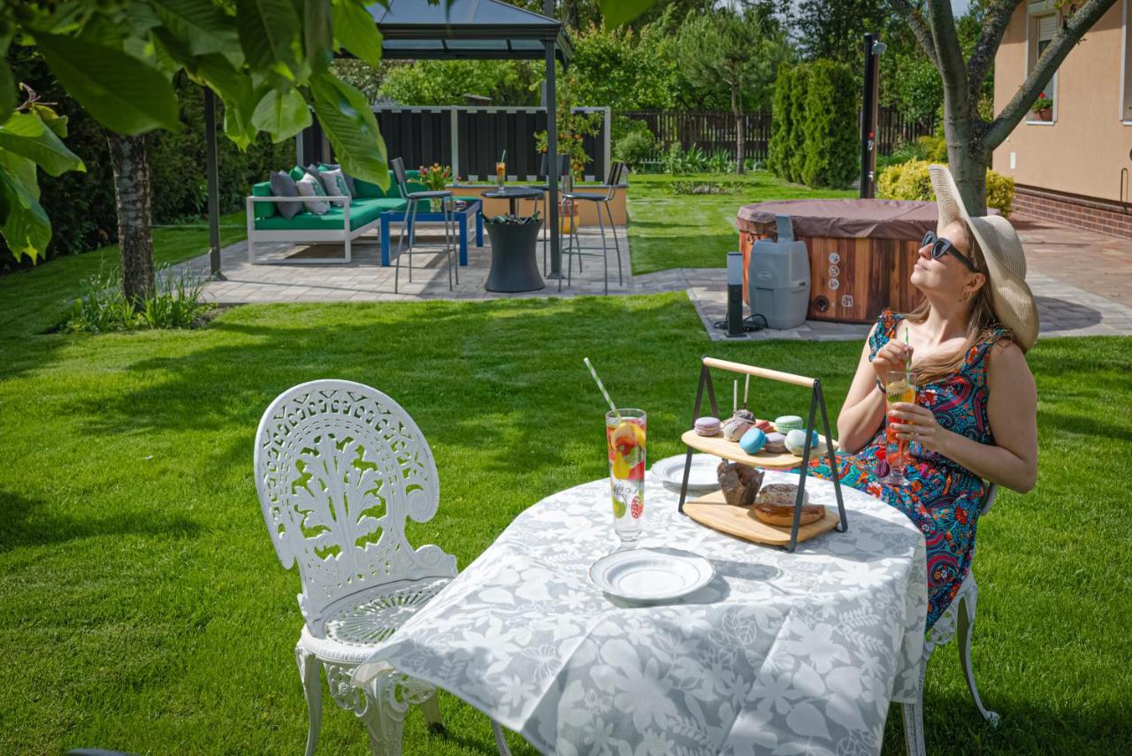 시오포크 Sunny Garden Pihenohaz 빌라 외부 사진